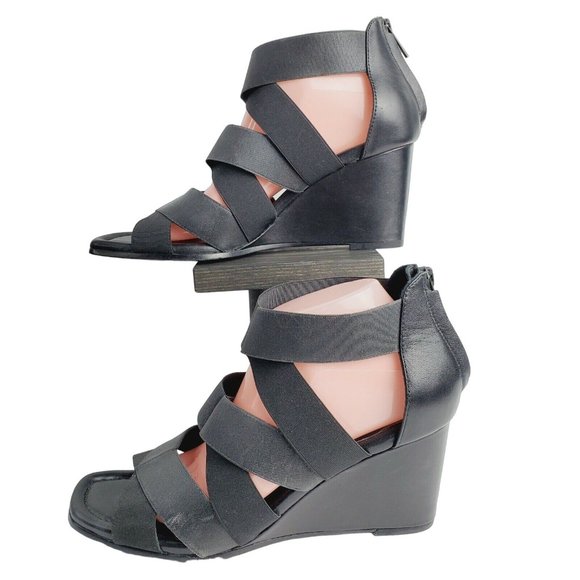 Donald Pliner Lelle Women's Black Strappy Caged Wedge Sandals Sz 9.5M - Picture 2 of 10